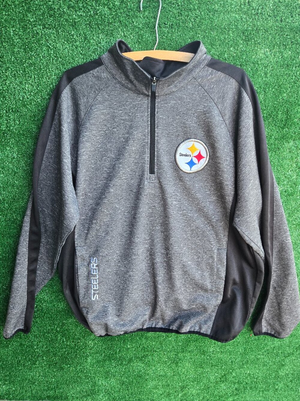 NFL Pittsburgh Steelers men's gray and black tonal quarter-zip jacket 1/4